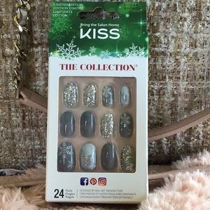 🌸Kiss Nails🌸🌟SOLD🌟